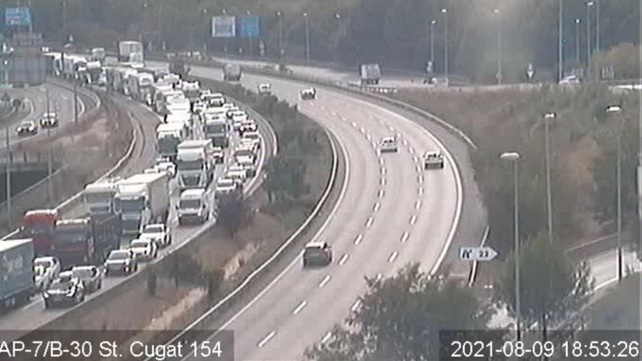 Més de 10 km de cua a l'AP-7 dilluns per una incidència ja resolta