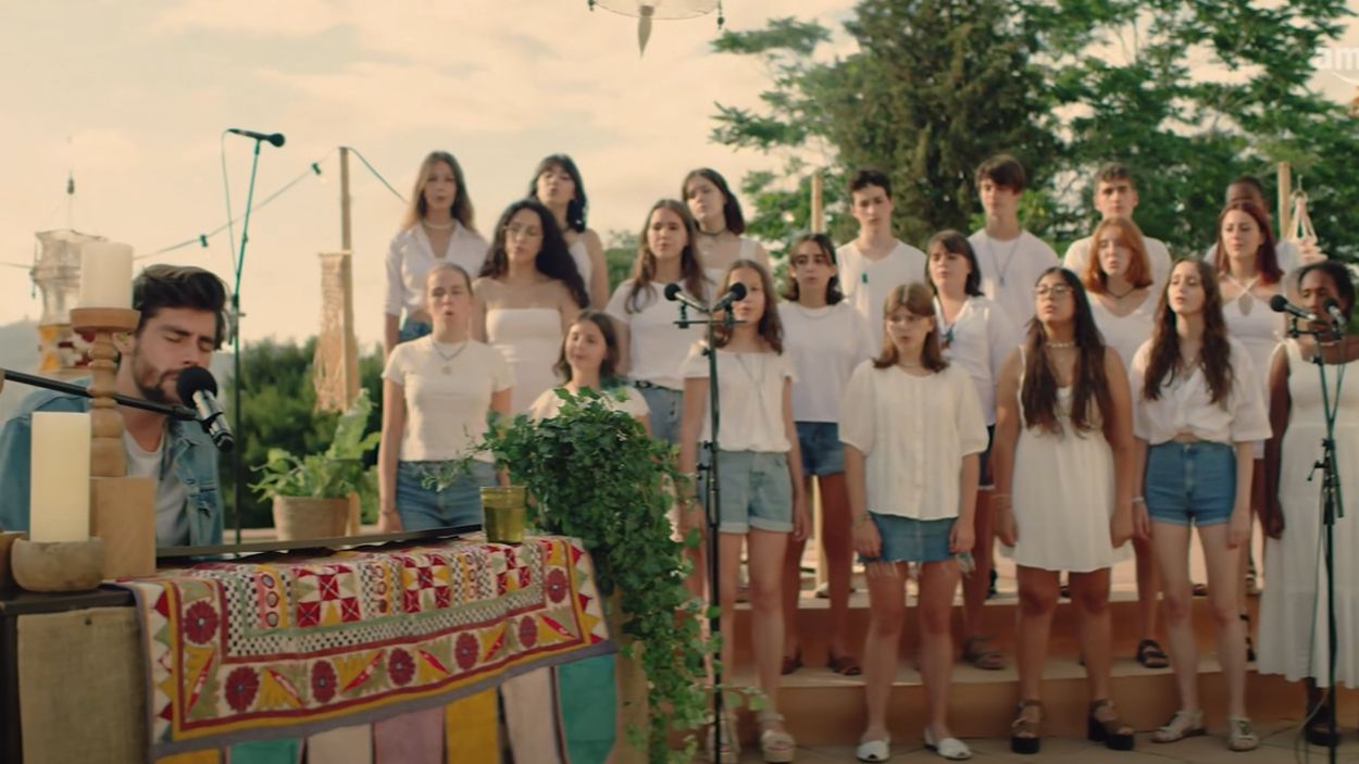 'En tu piel', la nova cançó d'Álvaro Soler amb el Cor Infantil Sant Cugat