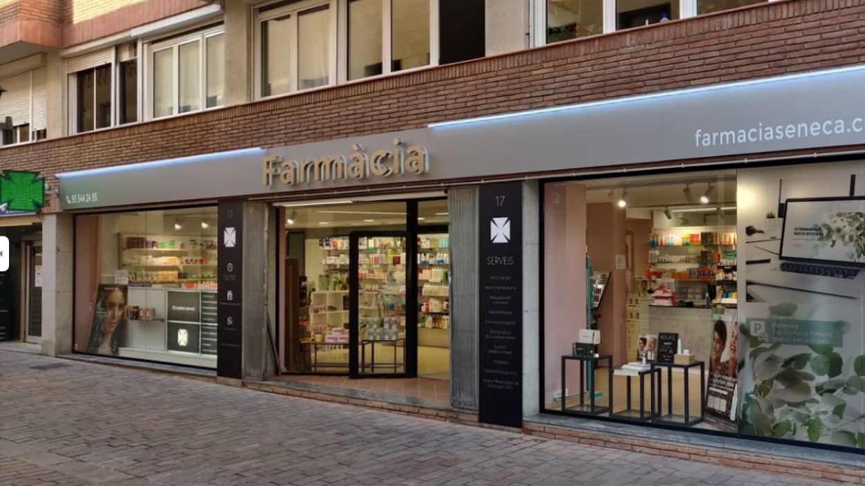 210917-farmacia-seneca-a-farmacia.jpg