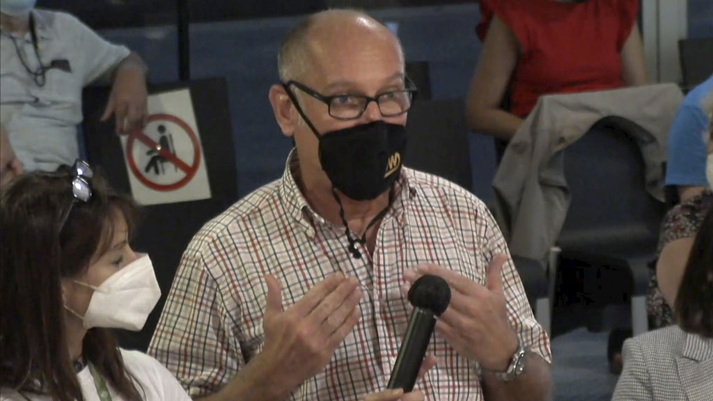 La Covid-19 obliga a tancar alguns vestidors d'equipaments esportius