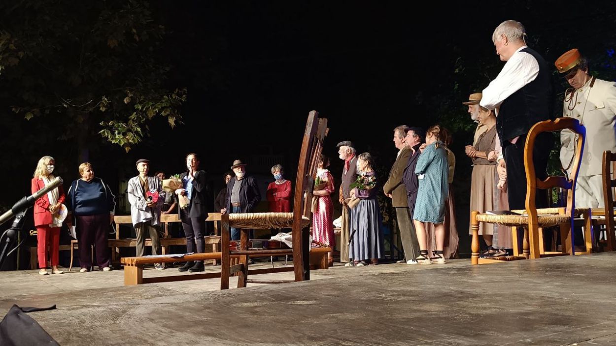 Les 'Lectures a la fresca' fan una mirada crítica feminista al Sant Cugat d'abans de la Segona República