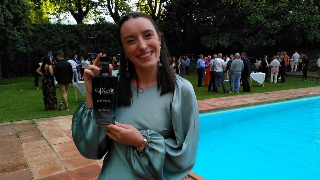 Surt al mercat la ginebra Valxerit, un destil·lat de luxe amb segell santcugatenc