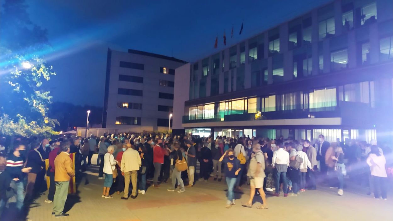 Clam des de Sant Cugat contra la detenció de Puigdemont: 