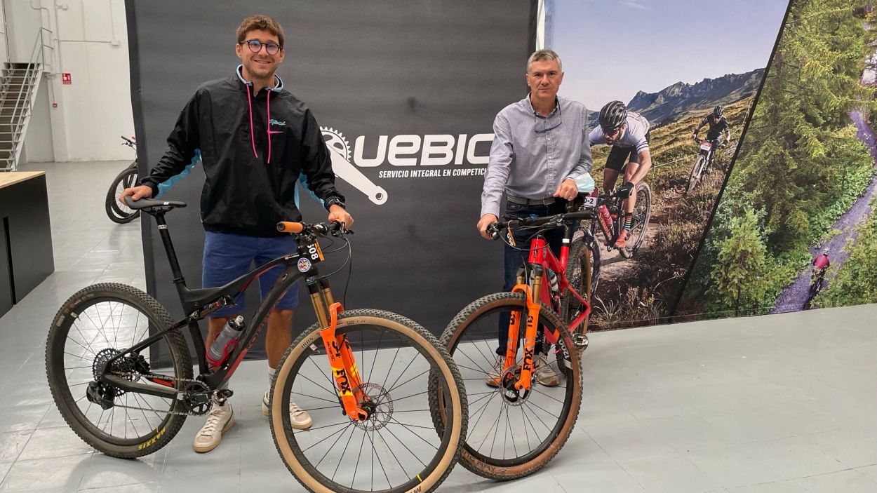 Participació santcugatenca a la Titan Desert, cursa ciclista pel desert del Marroc