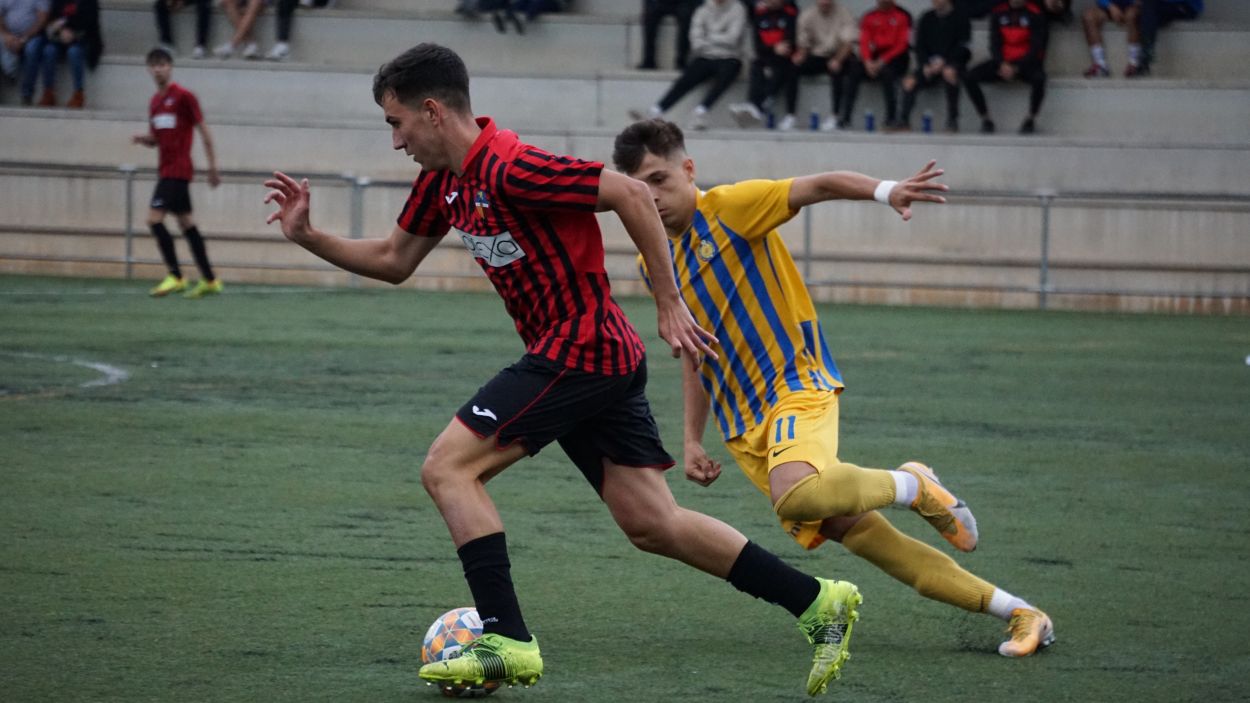 El SantCu cerca el primer triomf  de la lliga al camp del Júpiter