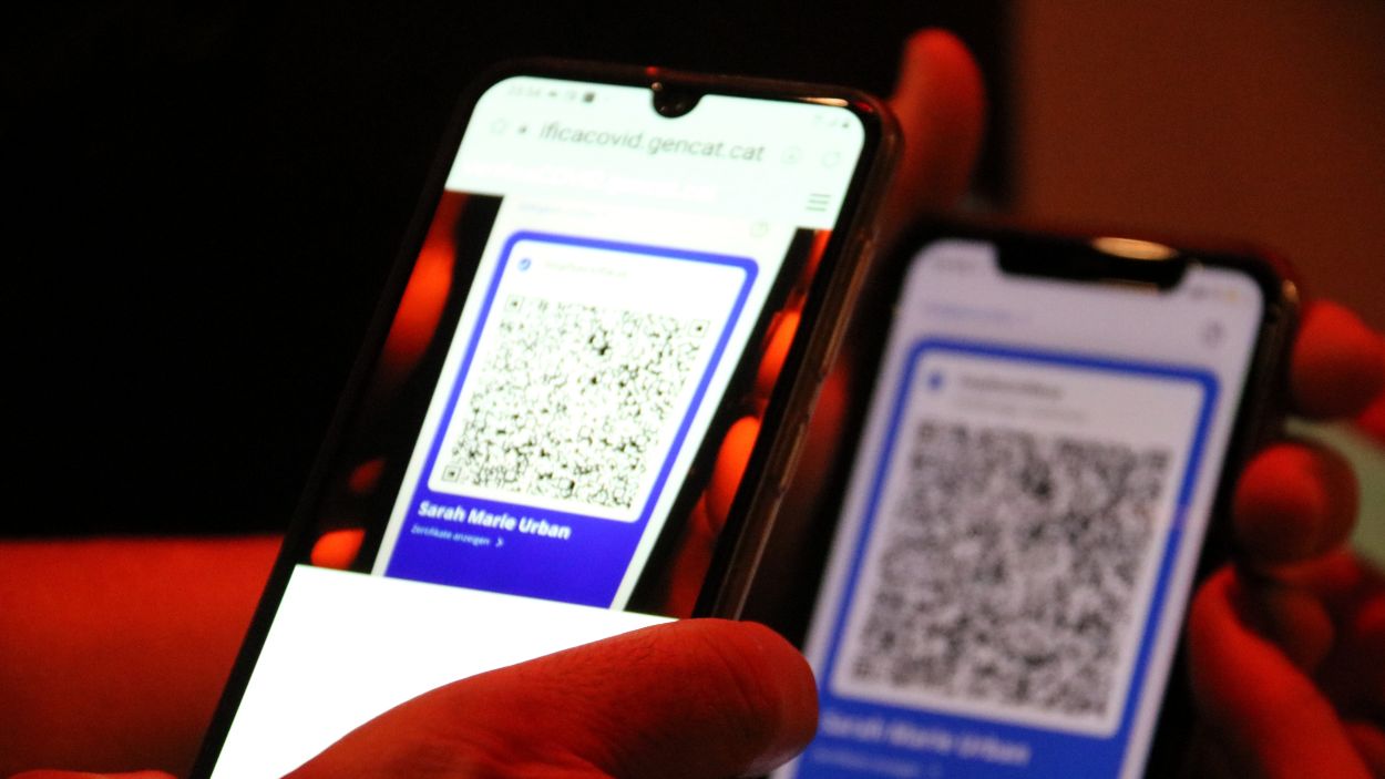 Suspès temporalment el passaport Covid pel col·lapse informàtic