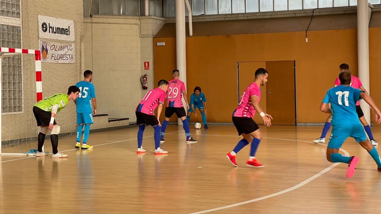 L'Olímpyc Floresta perd el partit en el darrer minut de joc davant el Santpedor