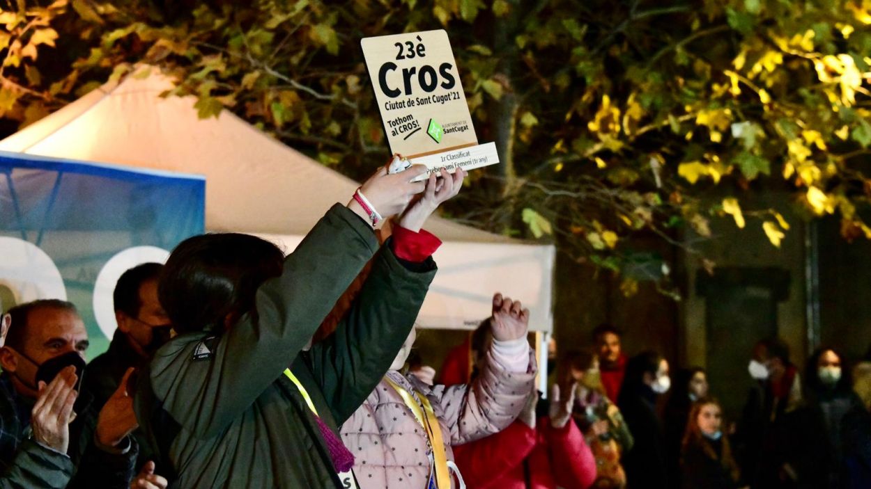 Els triomfadors del Cros Ciutat de Sant Cugat pugen al pòdium