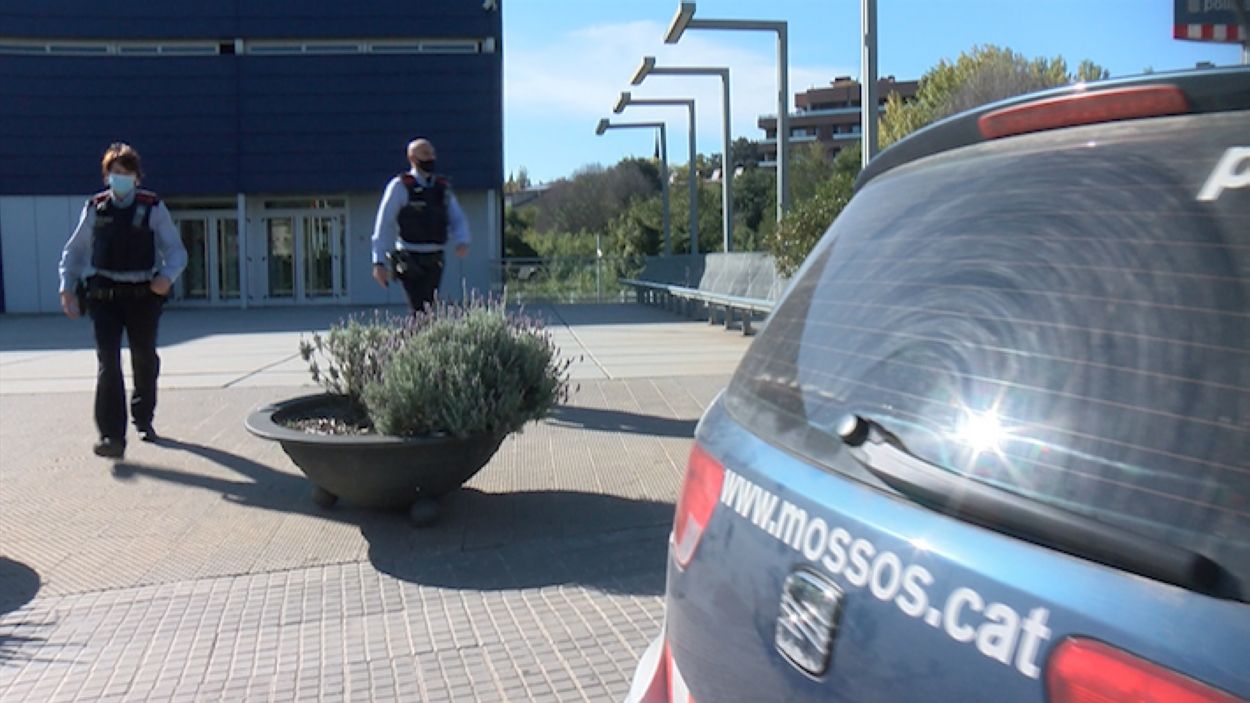 Quatre detinguts per robatoris a dos domicilis de Sant Cugat