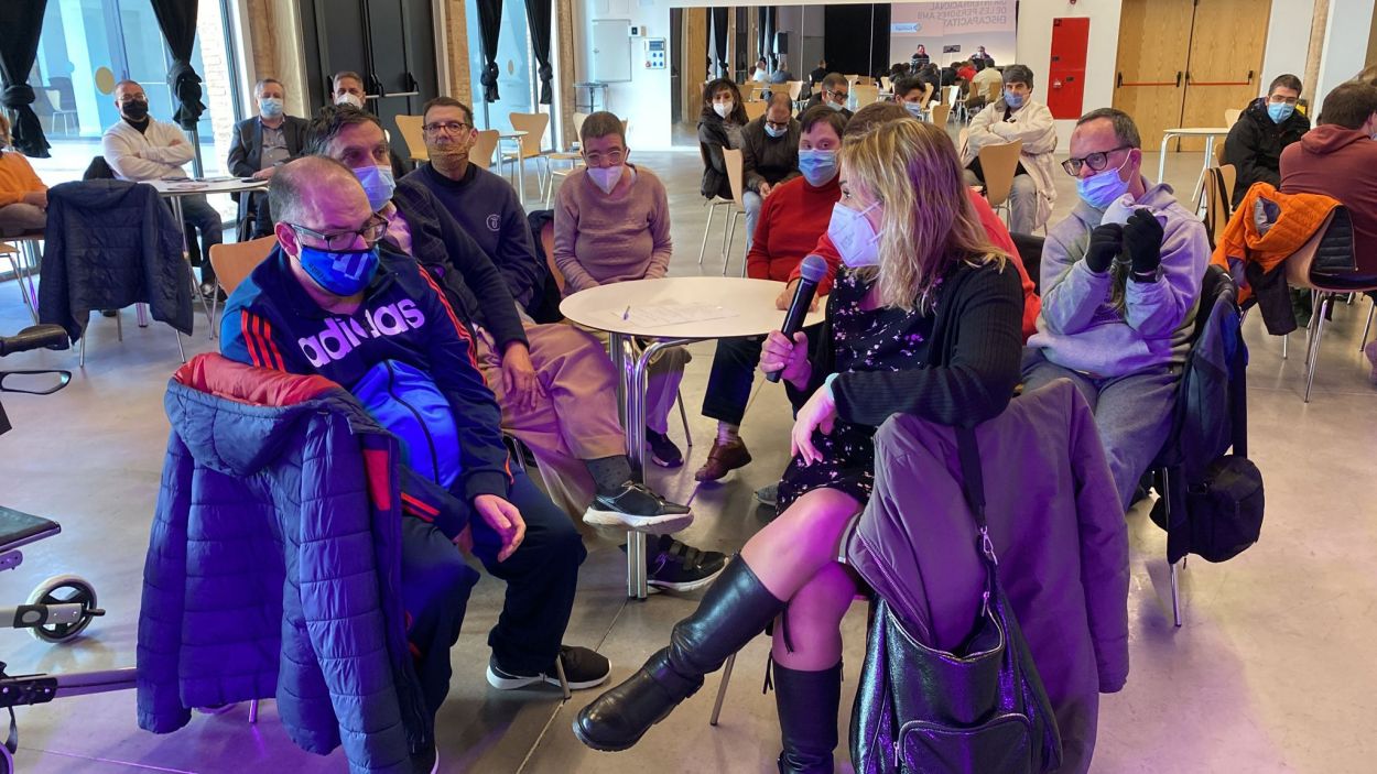 Les persones amb diversitat funcional de Sant Cugat passen revista a la ciutat