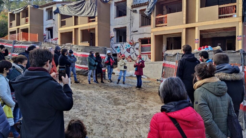 Alt: La 'Jornada d'alternatives habitacionals' destaca la cooperativa com a alternativa per accedir a l'habitatge