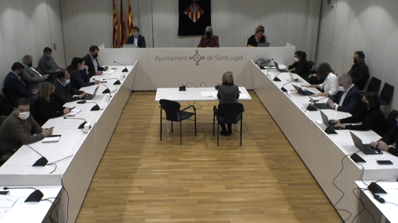 Ple extraodinari sobre l'escola La Mirada