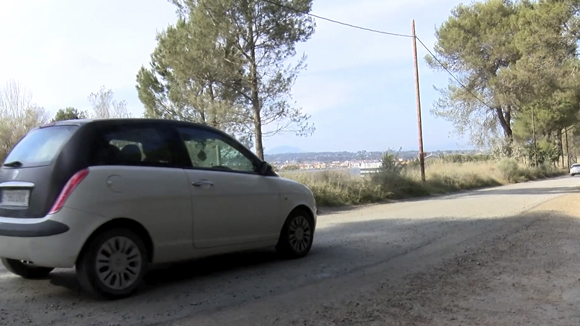 La pavimentació del camí que du a l'escola Avenç es farà l'estiu vinent