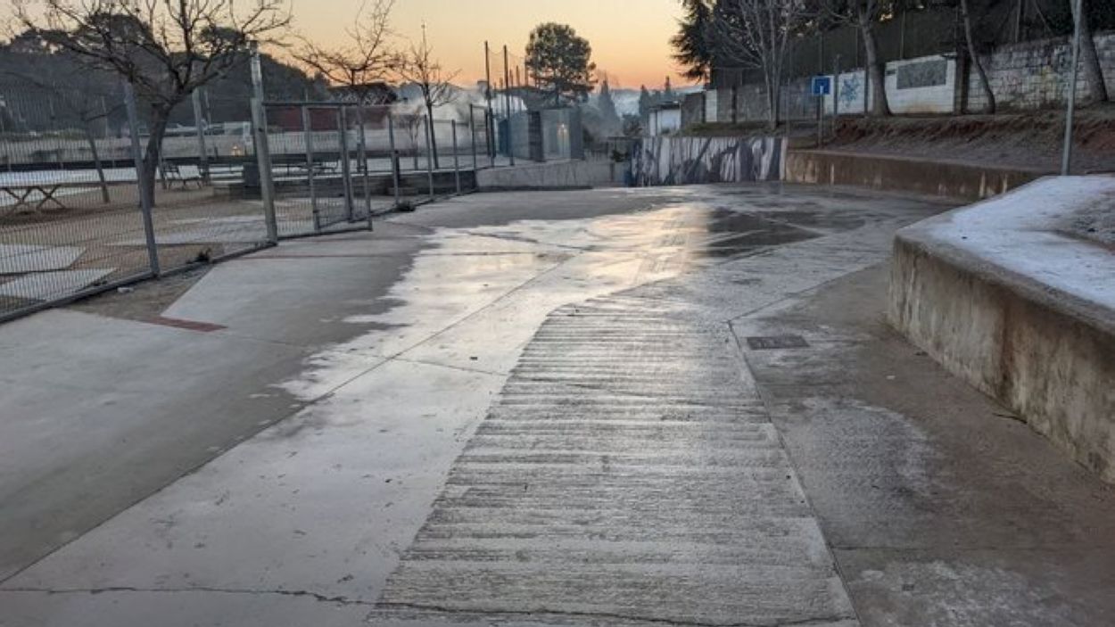 L'EMD arranjarà l'accés de l'escola bressol de Valldoreix per evitar relliscades