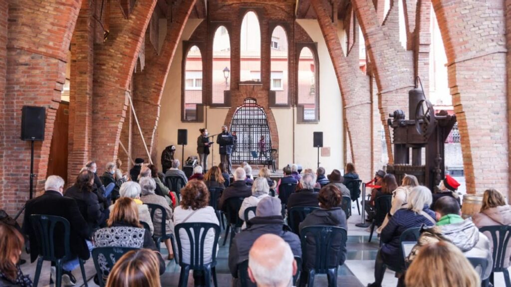 Alt: La Unipau recorda a la metgessa i escriptora feminista Nawal El Saadawi en la Diada per la No-violència