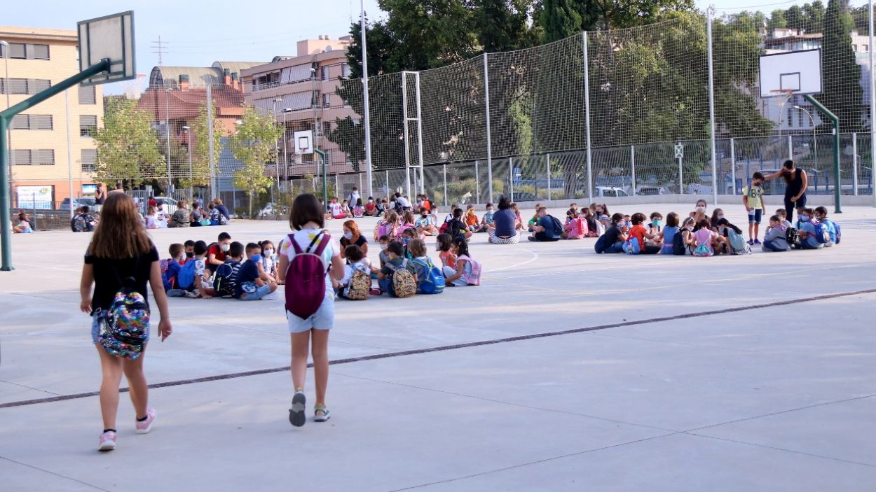 Adeu a les mascaretes als patis escolars a partir de dijous