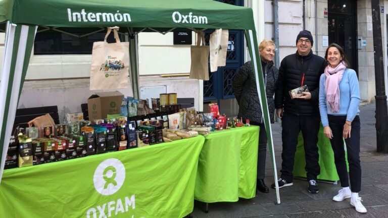 220215-parada-oxfam-intermon-a-cedida.jpg