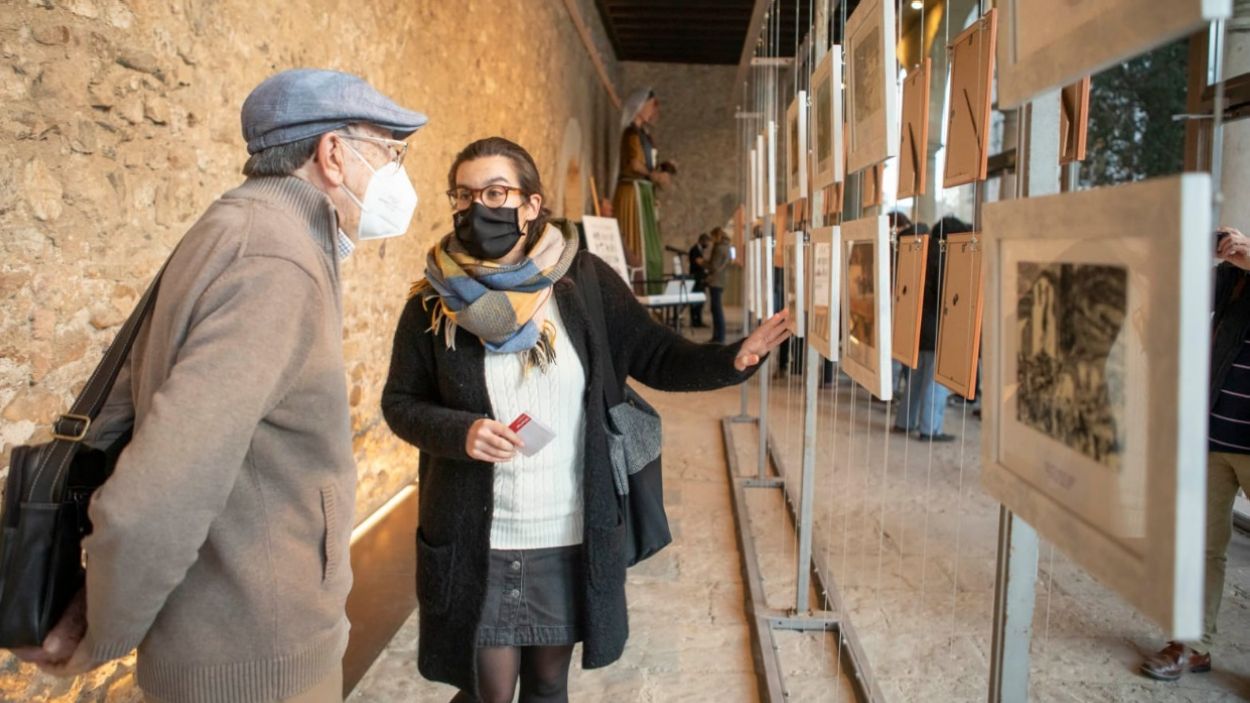 El claustró del Museu del Monestir acull una exposició sobre l'Aplec de Sant Medir