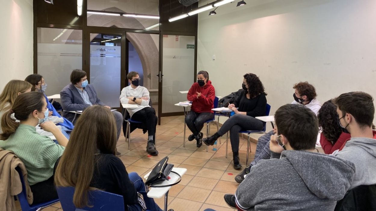 El segon Fòrum Jove aplega una desena de nois i noies per buscar propostes d'oci juvenil a Sant Cugat