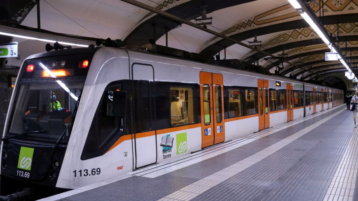 220221-ferrocarrils-estacio-placa-catalunya-a-acn.jpg