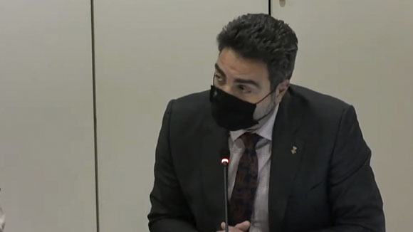 Precs i preguntes: Tall aigua calenta a una comunitat de veïns del carrer Josep Tarradellas