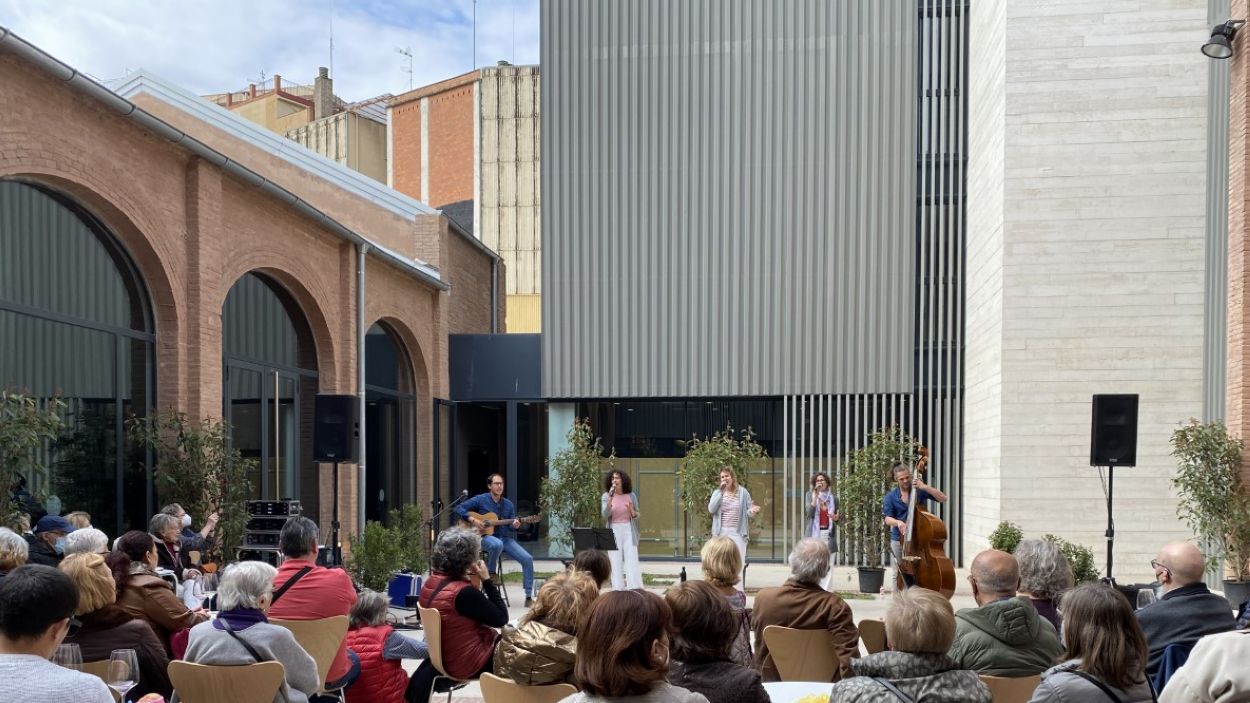La Unió tanca la celebració de Sant Medir amb un concert de Les Anxovetes i un tast de productes de Collserola