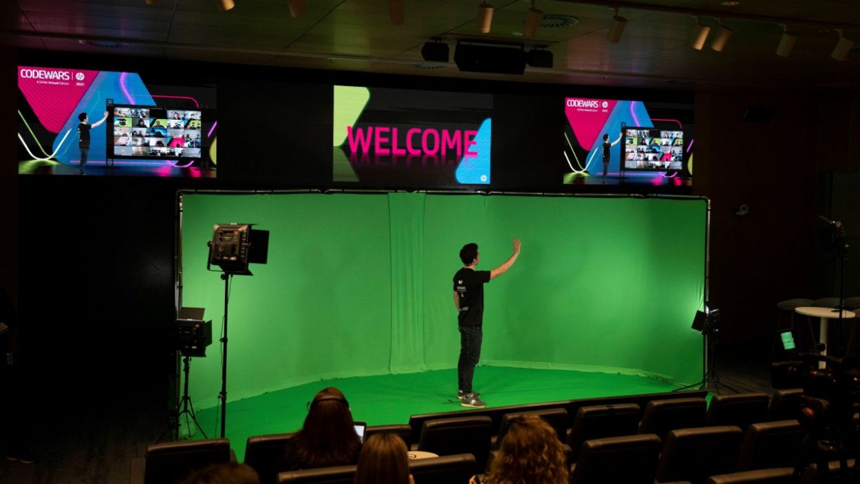 El concurs de programació HP CodeWars aplega enguany més de 350 estudiants