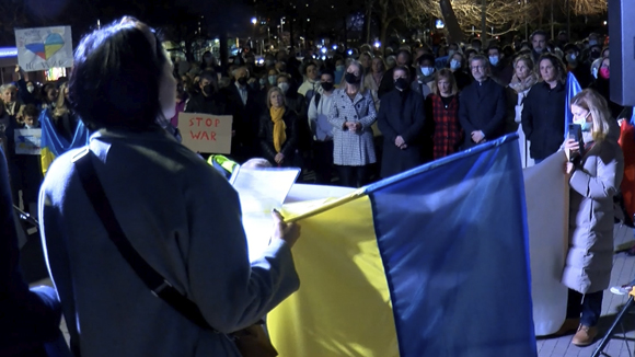 L'alcaldessa crida a canalitzar l'ajuda a Ucraïna a través de les organitzacions que hi treballen