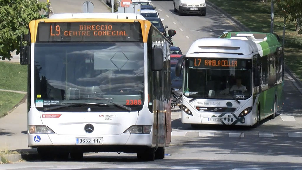 L'Ajuntament es compromet a retirar els busos més contaminants abans de l'1 de maig