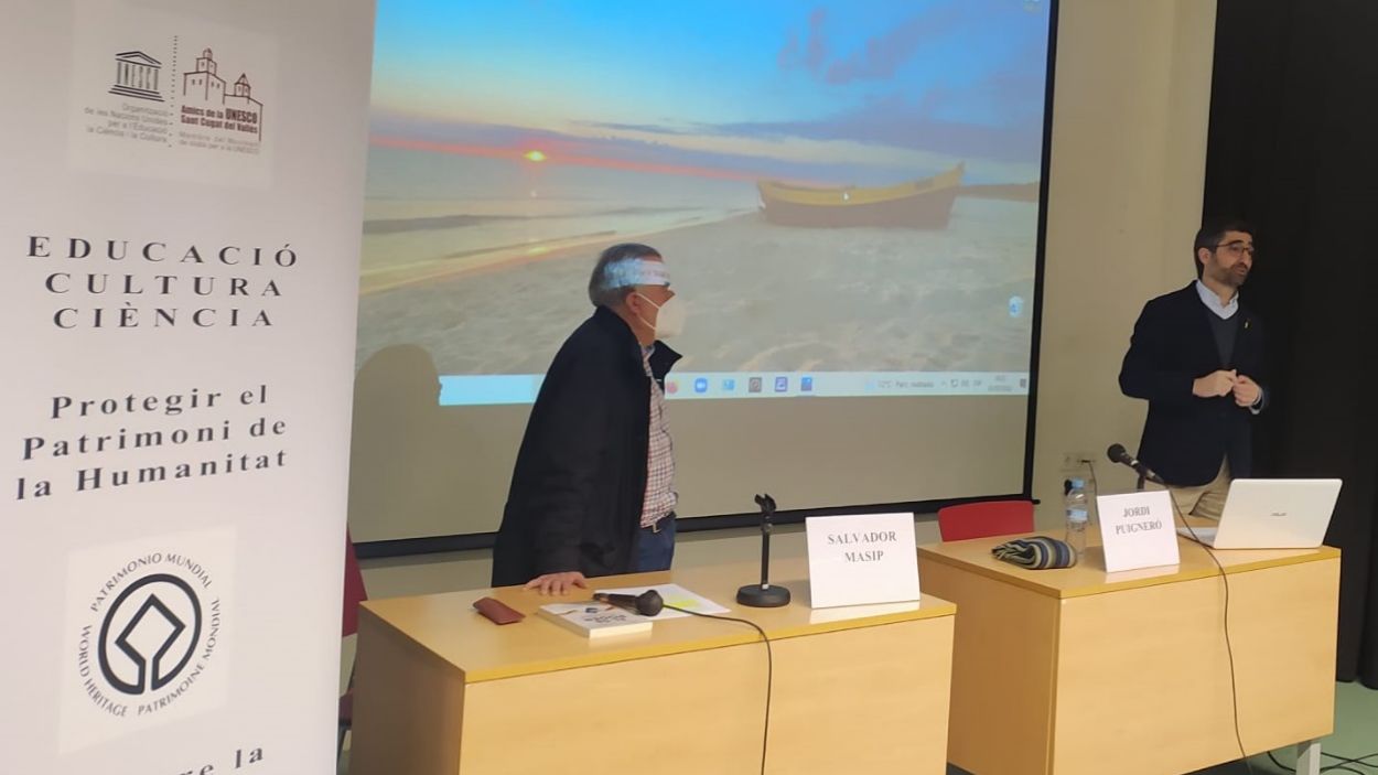 Jordi Puigneró reflexiona sobre la importància de la digitalització amb els Amics de la Unesco