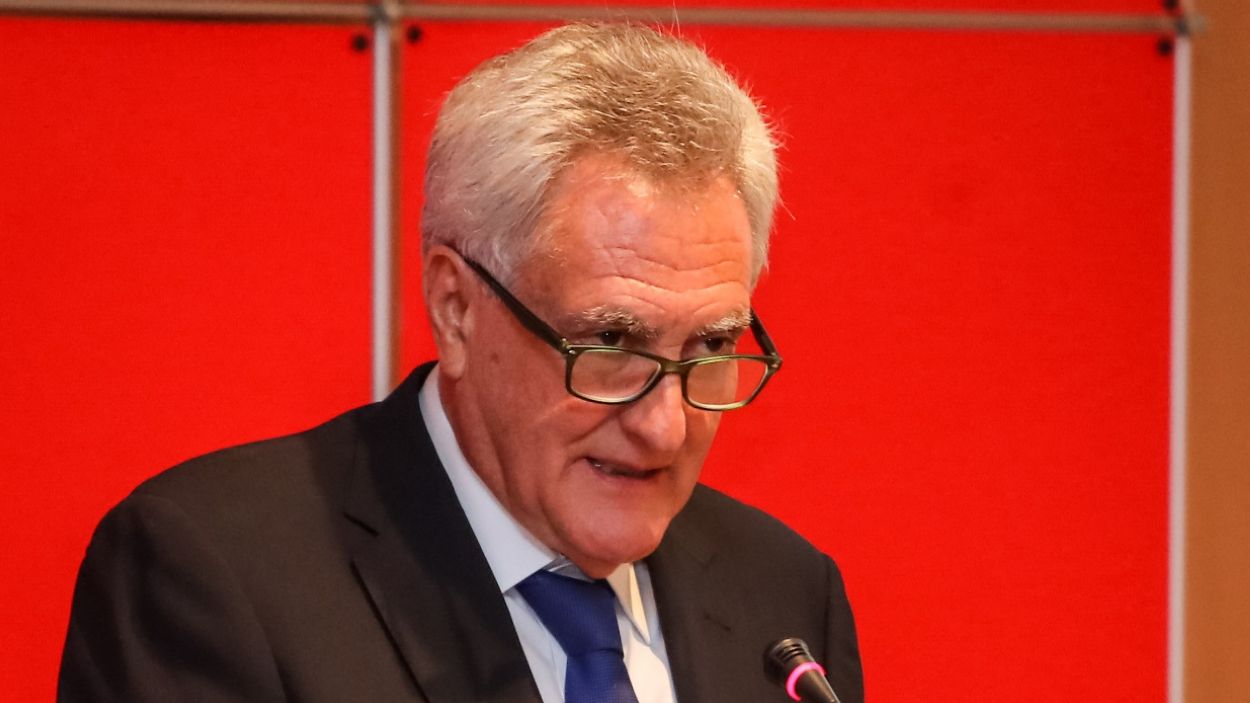 Enrique Figueroa (catedràtic d'ecologia): 