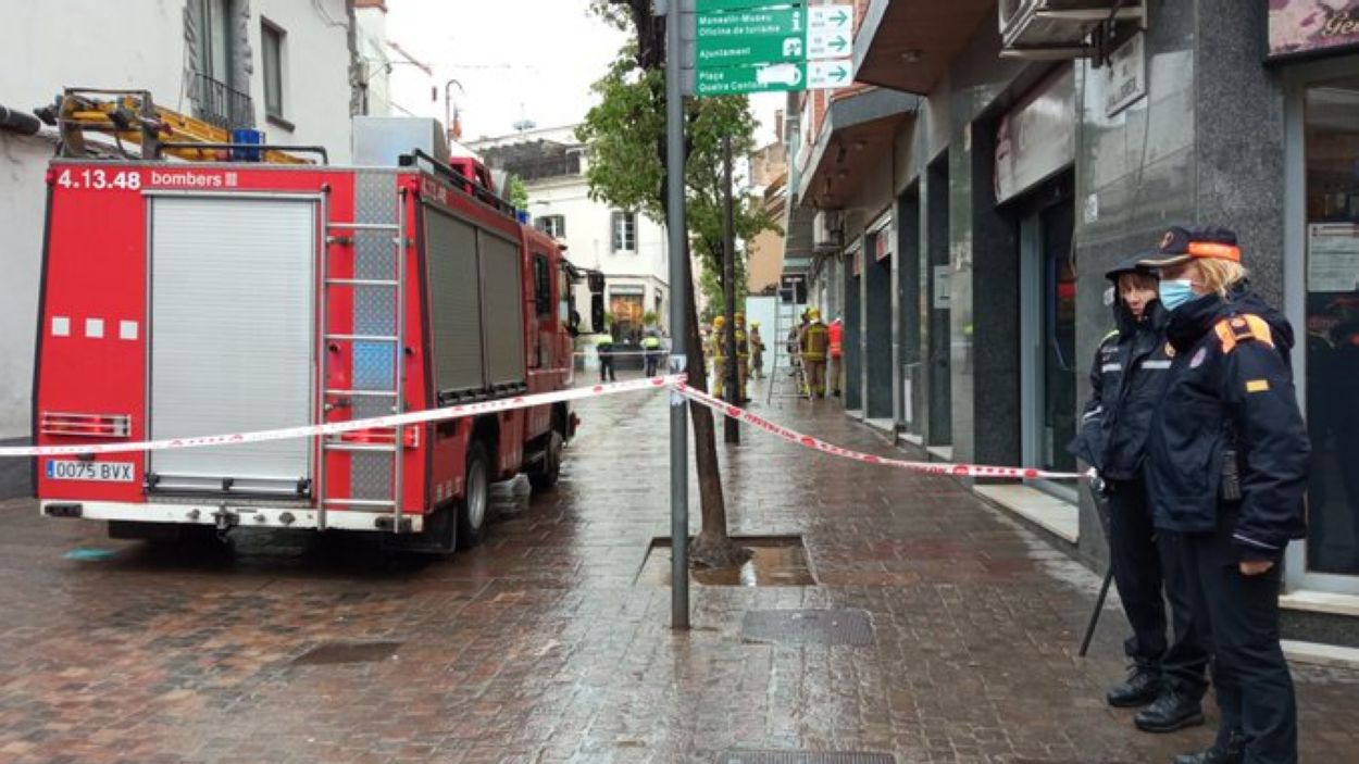Fuita de gas al carrer de Valldoreix en un local en reforma