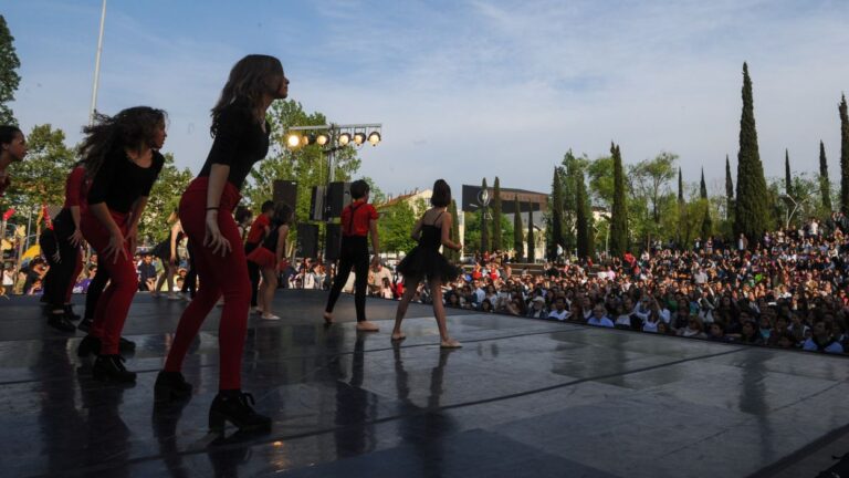 220421-sant-cugat-balla-dansa-2015-a-localpres.jpg