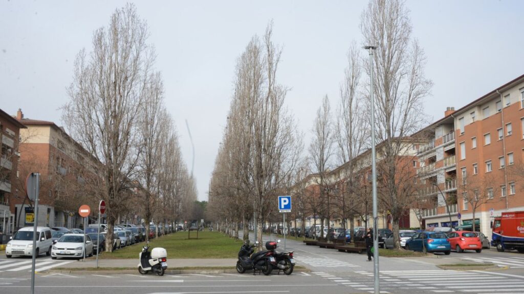 Alt: Reclamacions de veïnes i veïns del barri de Coll Favà