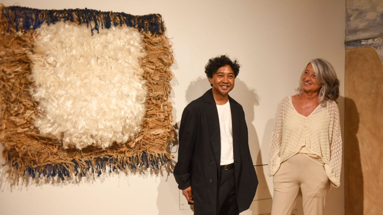 La connexió espiritual entre Grau-Garriga i Joël Andrianomearisoa es fa exposició