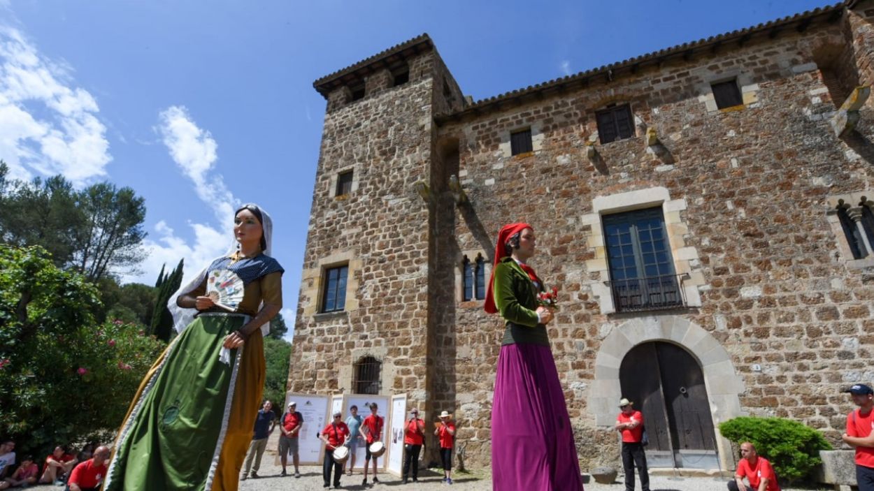 Torre Negra, encantada de conèixer els santcugatencs
