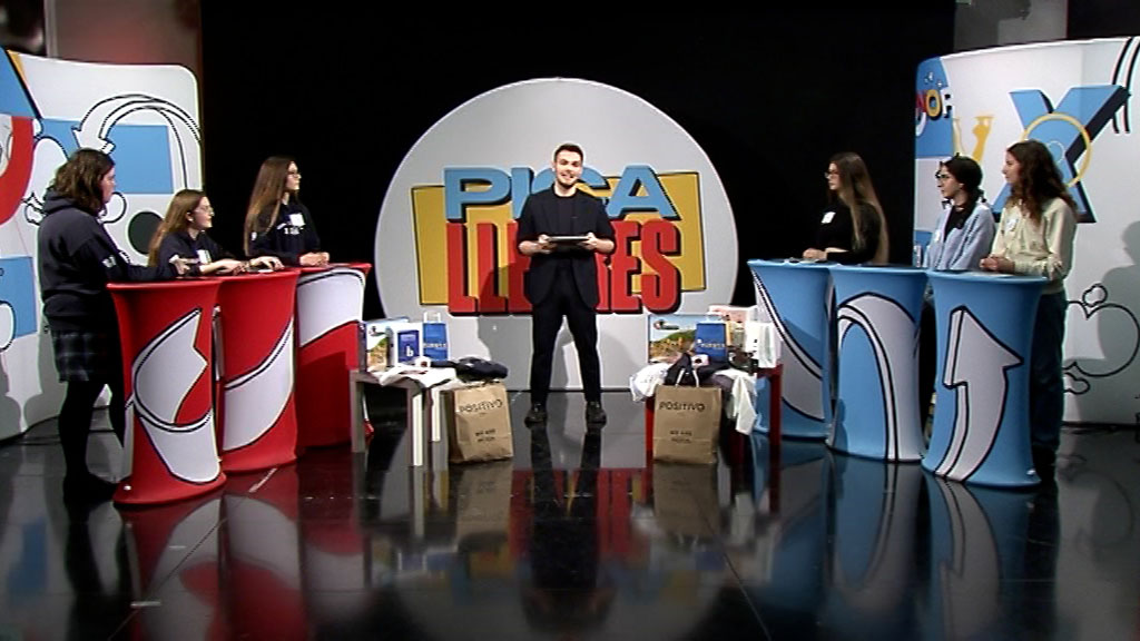 Final: Escola Mare de Déu de Montserrat - Escola El Cim