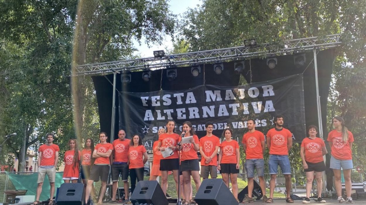 El pregó de la Festa Major Alternativa reivindica el dret a un habitatge digne