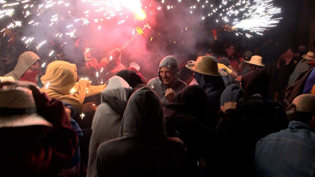 Els Diables cremen els carrers del centre de Sant Cugat