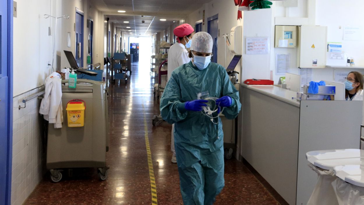 Les baixes per Covid-19 seran automàtiques i per a cinc dies només notificant els símptomes a La Meva Salut