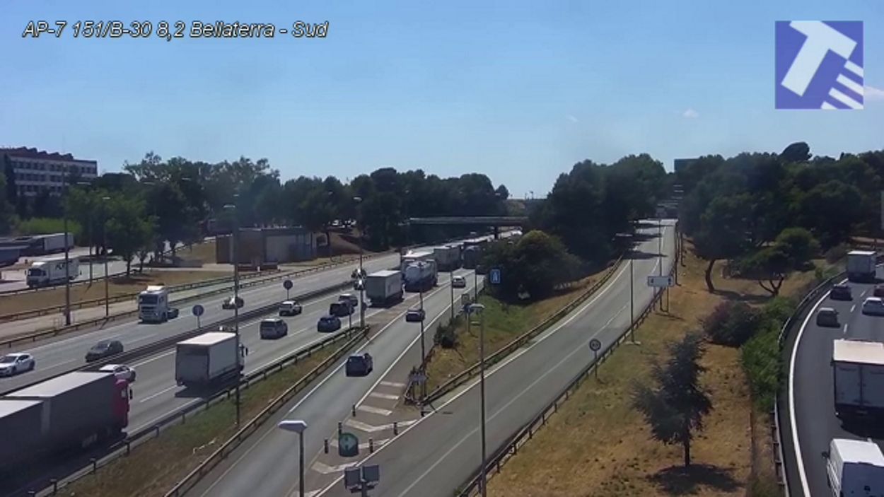 Més de 10 quilòmetres de retencions a l'AP-7 en sentit Girona per una accident