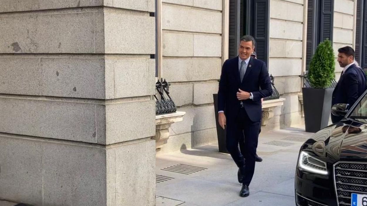 Sánchez anuncia la gratuïtat dels abonaments de Rodalies