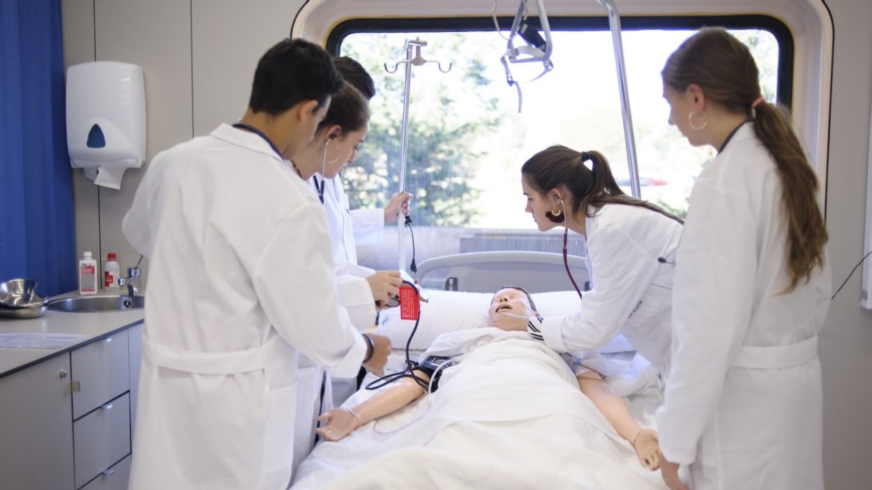 Fer més atractiva l'especialitat de metge de família, objectiu per acabar amb les vacants del MIR