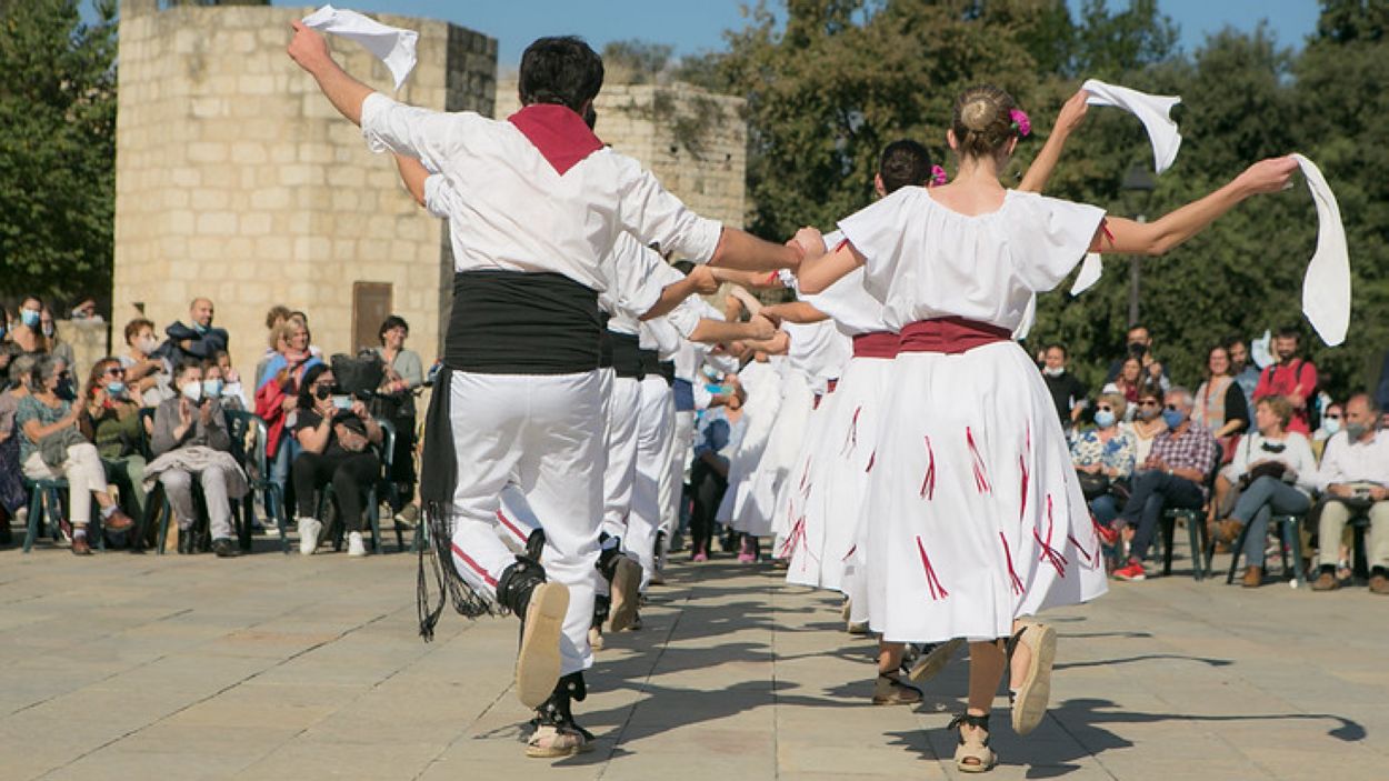 Últims dies per presentar-se al concurs de cartells per la Festa de Tardor