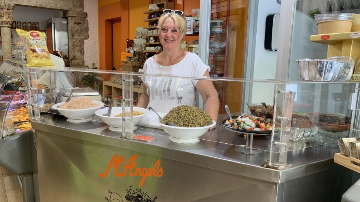 Maria Àngels Hurtado: 