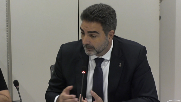 Precs i preguntes: Estratègia del govern quant a equipaments esportius