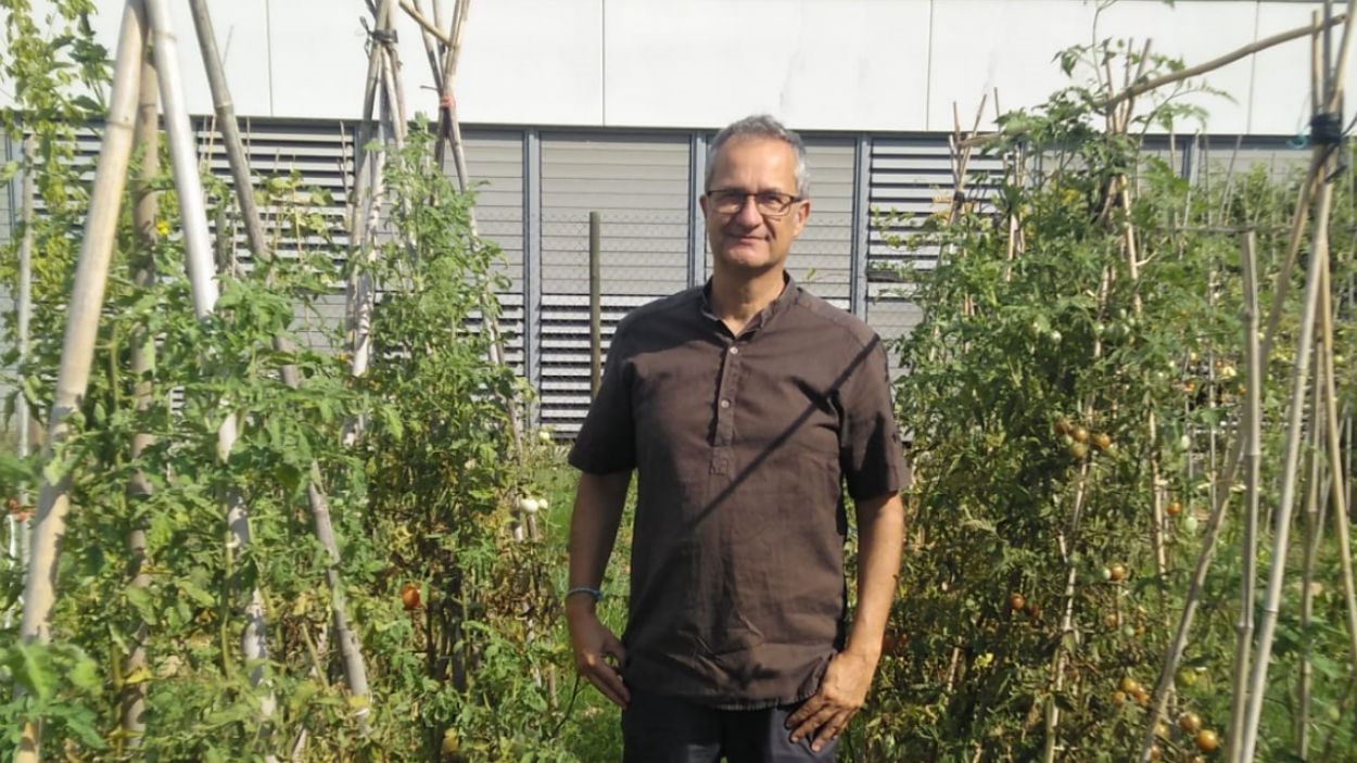 Toni Curcó: ''L'hort de Mira-sol fomenta les relacions entre els veïns''