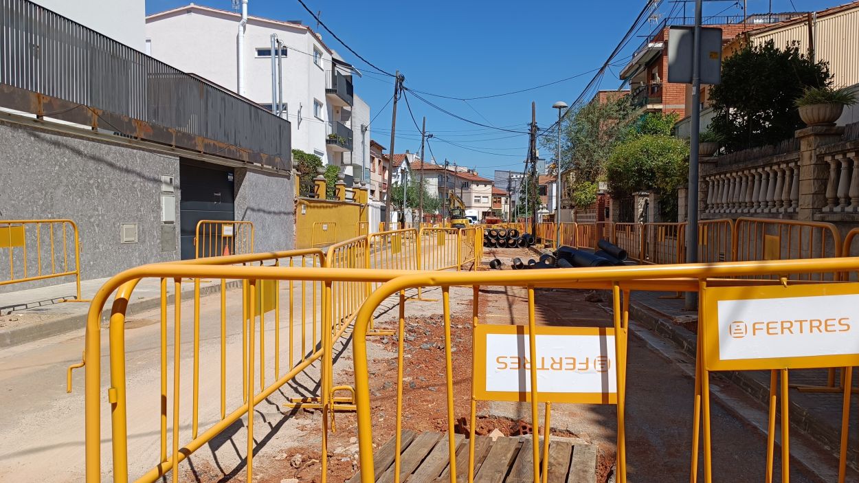 Així avancen les obres al carrer Abat Marcet