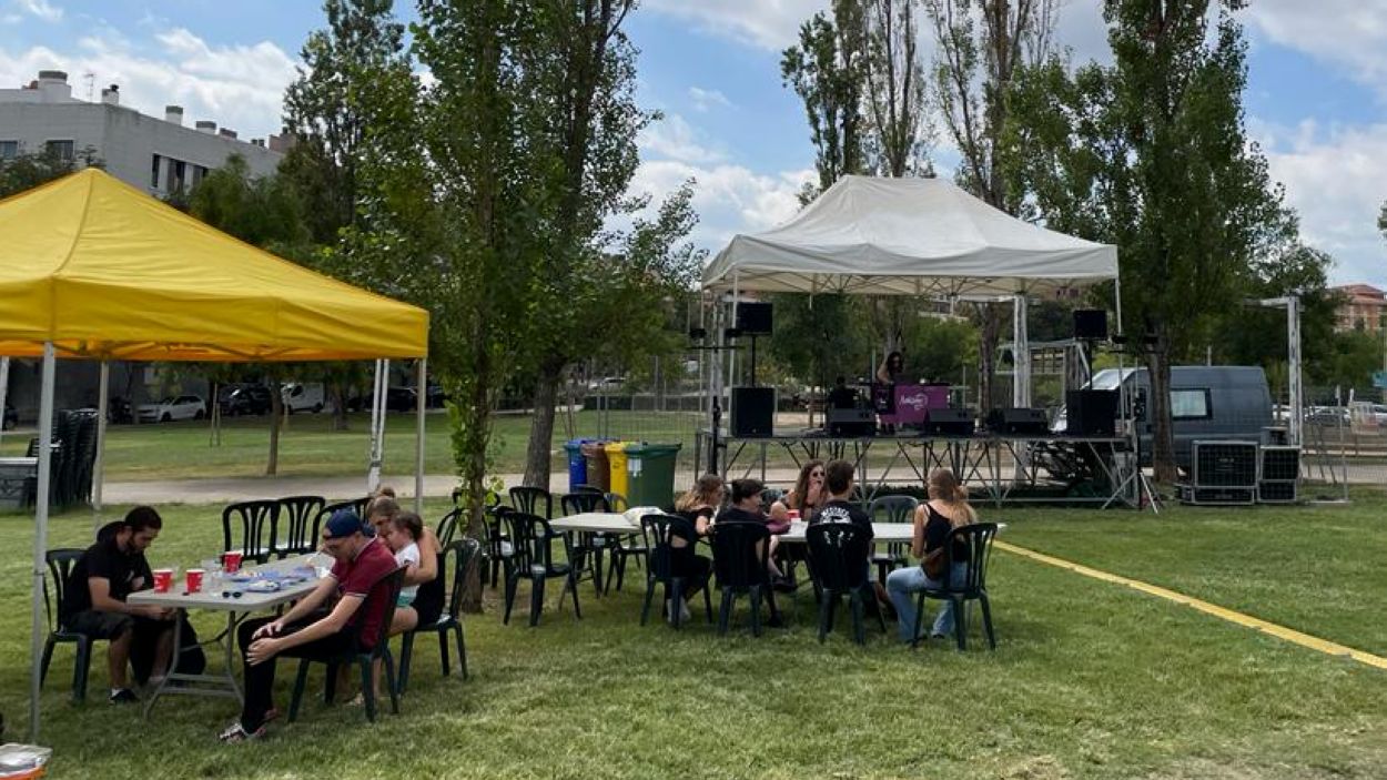 La taverna Cal Temerari celebra el setè aniversari amb un dissabte ple d'activitats