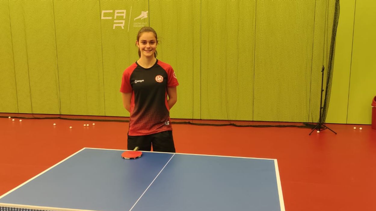 La UESC de tenis taula debuta amb derrota a la Superdivisió femenina